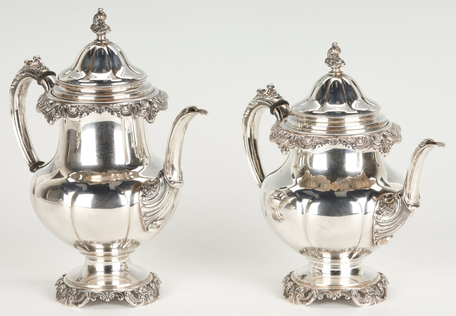 Lot 345: 7 pcs. Wallace Grand Baroque Sterling Tea Set, plus Silverplate Urn & Tray