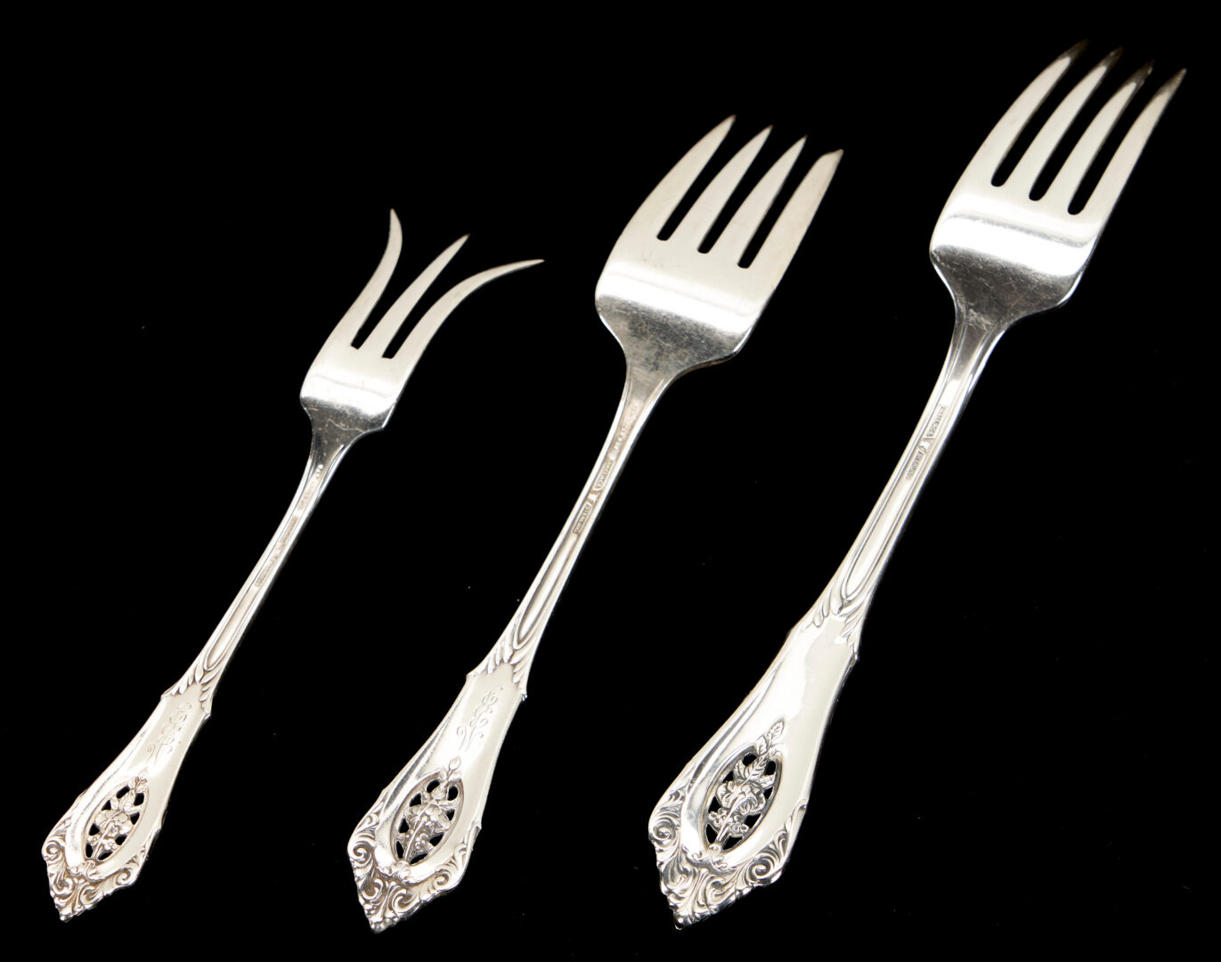 Lot 351: 91 Pcs. Wallace Rosepoint Sterling Silver Flatware, Service for 10