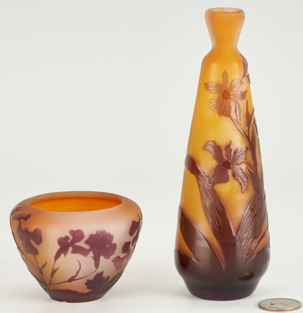 Lot 519: 2 Miniature Galle Cameo Glass Vases, Orchid Design