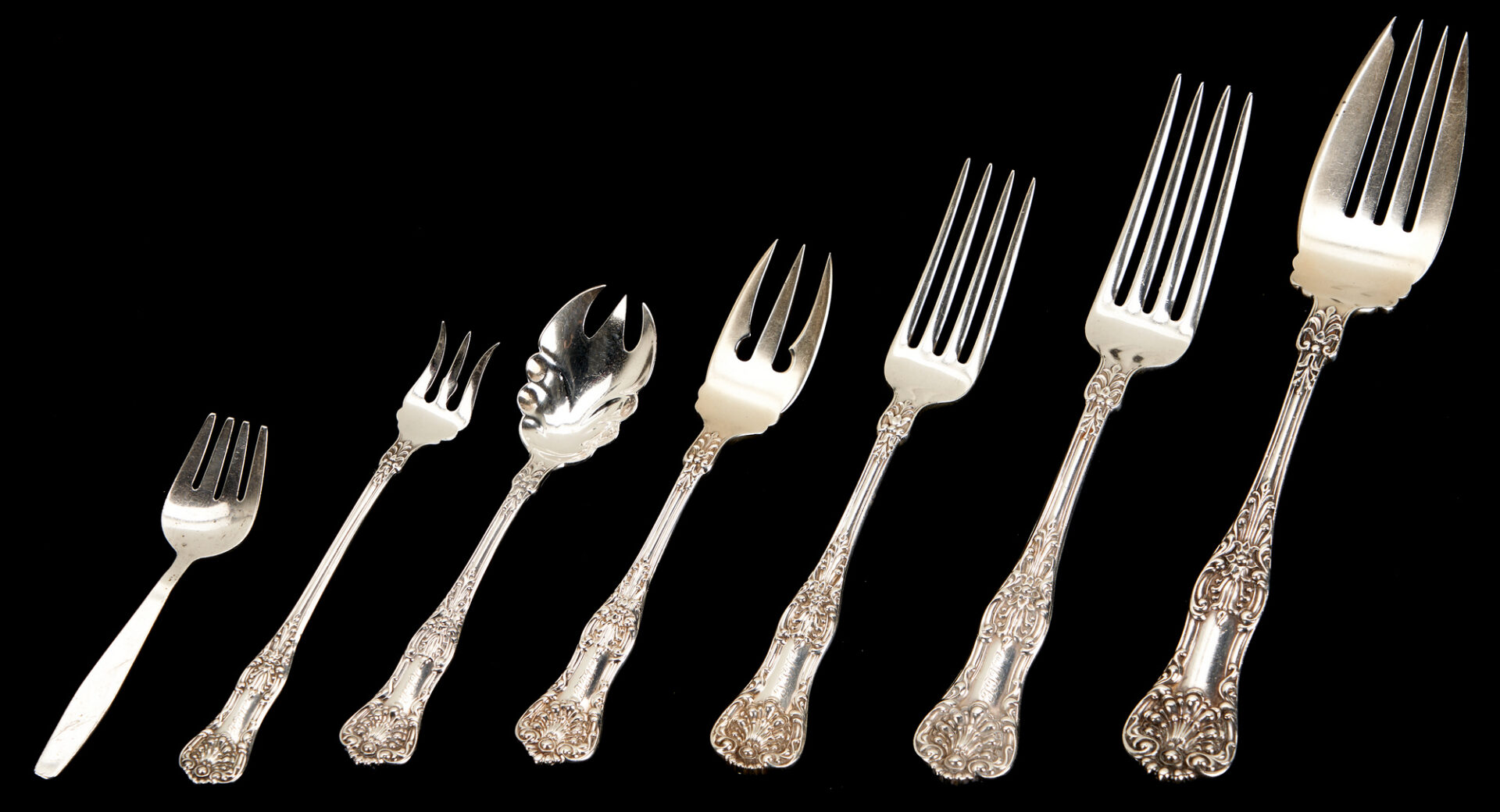 Lot 70: Dominick and Haff Sterling Silver New King Flatware, Svc. for 12, 173 Pcs Total
