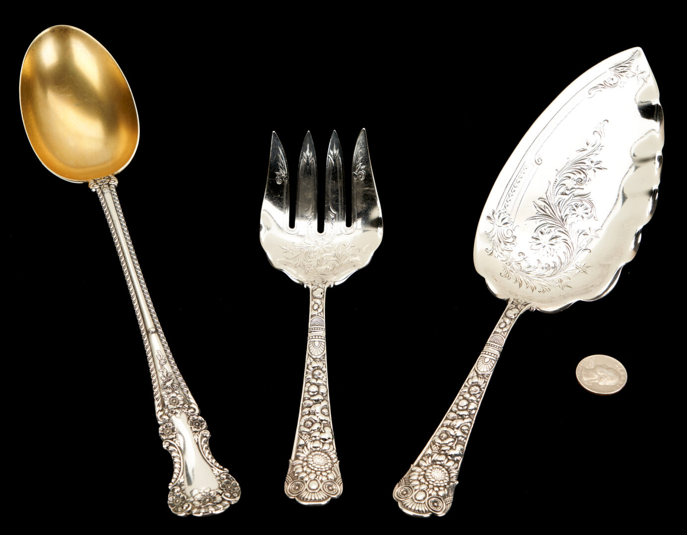 Lot 767: Gorham Cluny Fish Server, Fork and Buttercup Basting Spoon