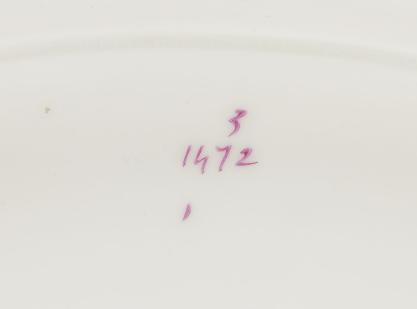 Lot 1004: 4 Compotes & 12 Cauldon China Dinner Plates, Burgundy Rims