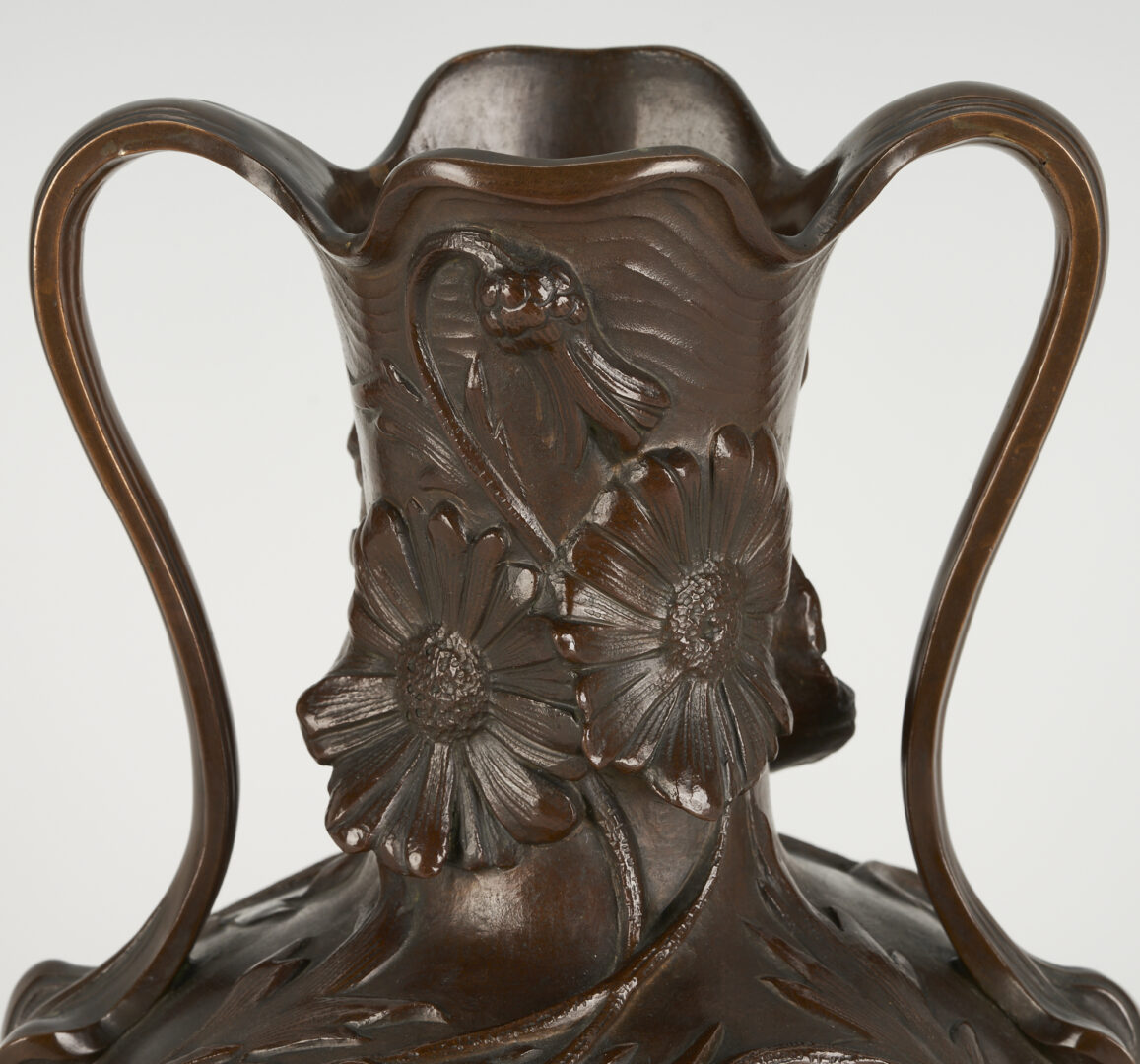 Lot 101: Tiffany & Co. Retailed K.K. Kunst Erzgiesserei Art Nouveau Bronze Vase