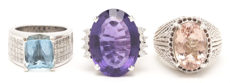 Lot 1033: 3 Ladies Diamond & Gemstone Rings
