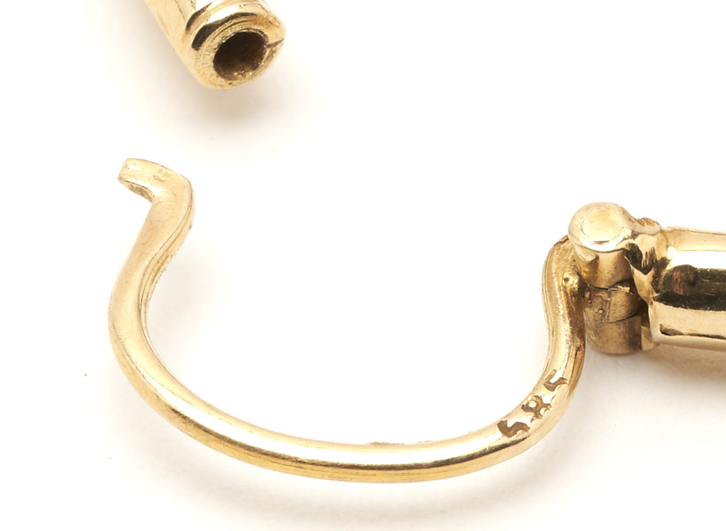 Lot 1037: 2 Pairs Ladies Yellow Gold Earrings