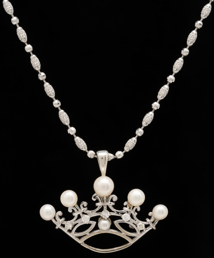 Lot 1055: 14K Diamond & Pearl Necklace