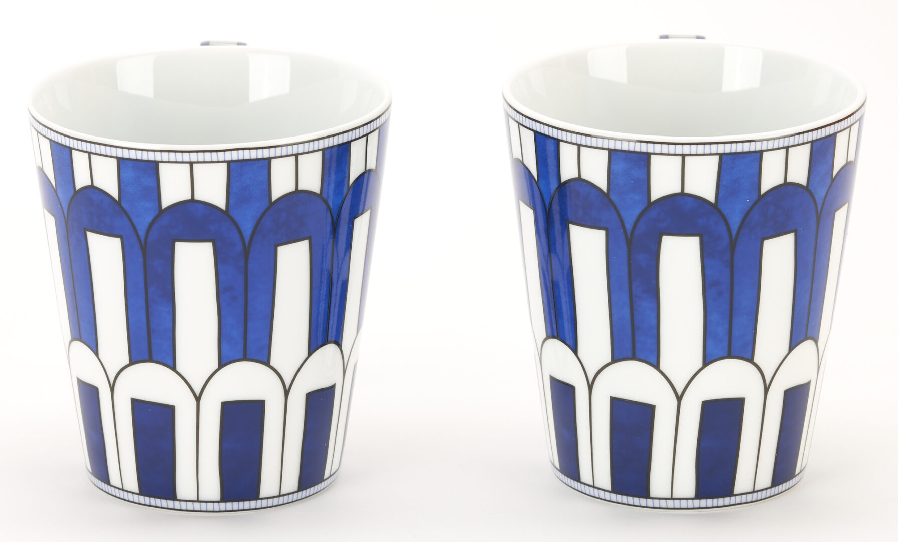 Lot 1152: 6 Hermes Bleus D'Ailleurs Printed Porcelain Mugs