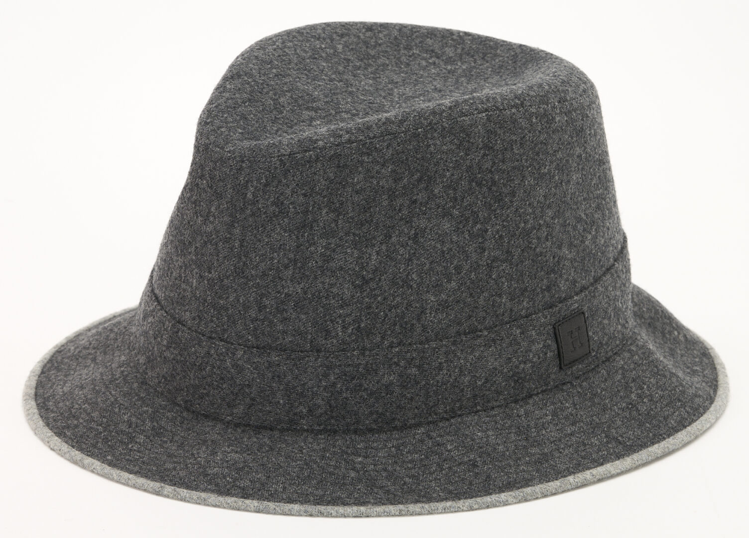 Lot 1172: Hermes Grey Flannel Hat, 2 Silk Print Neckties & Leather Gloves, 4 items