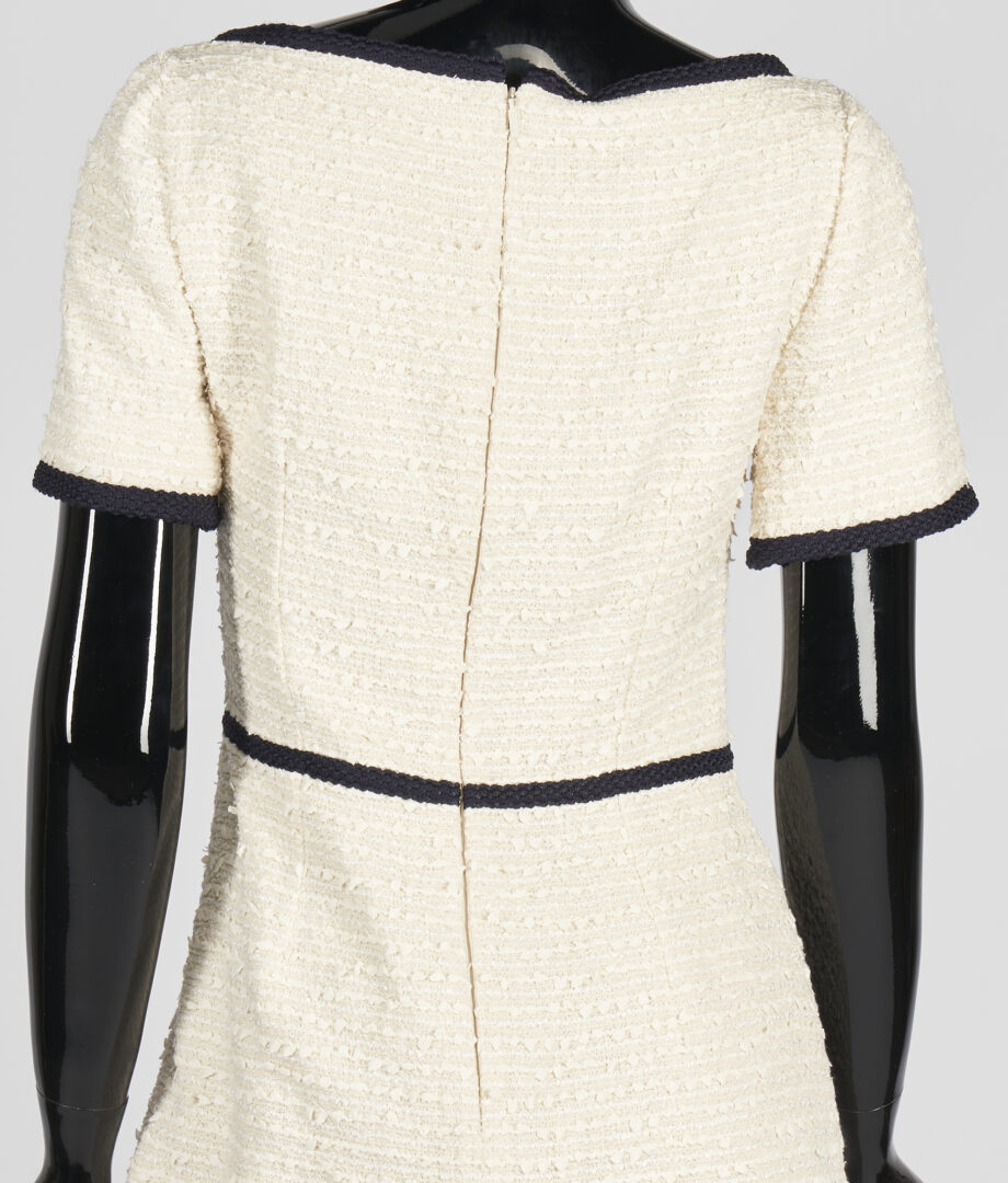 Lot 1181: Gucci Sylvie Boucle Tweed Dress