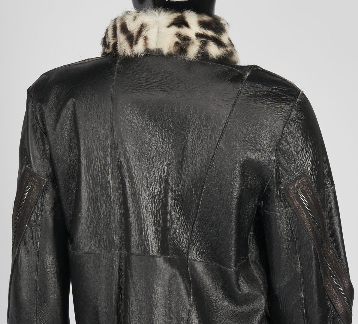Lot 1198: Tom Ford Leather & Fur Zippered Jacket