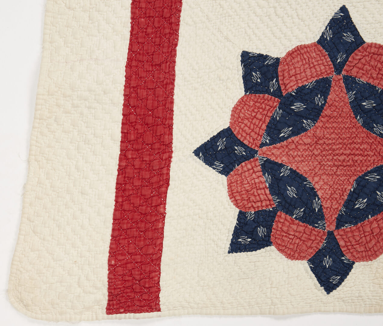 Lot 201: East TN Pieced Cotton Quilt, Full Blown Tulip Pattern
