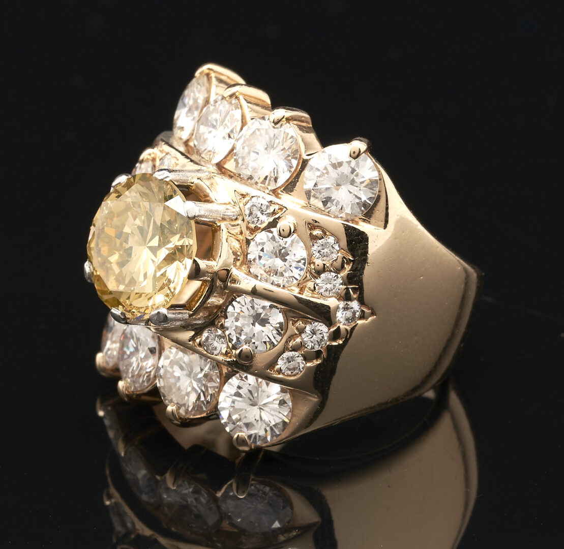Lot 289: 6.56 Carat Gold & Diamond Ring