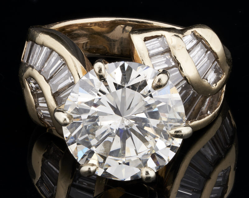 Lot 291: GIA 5.09 Carat Diamond Ring