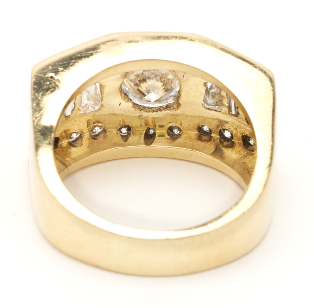 Lot 297: Ladies 18K Gold & Diamond Ring, 2.64 TCW