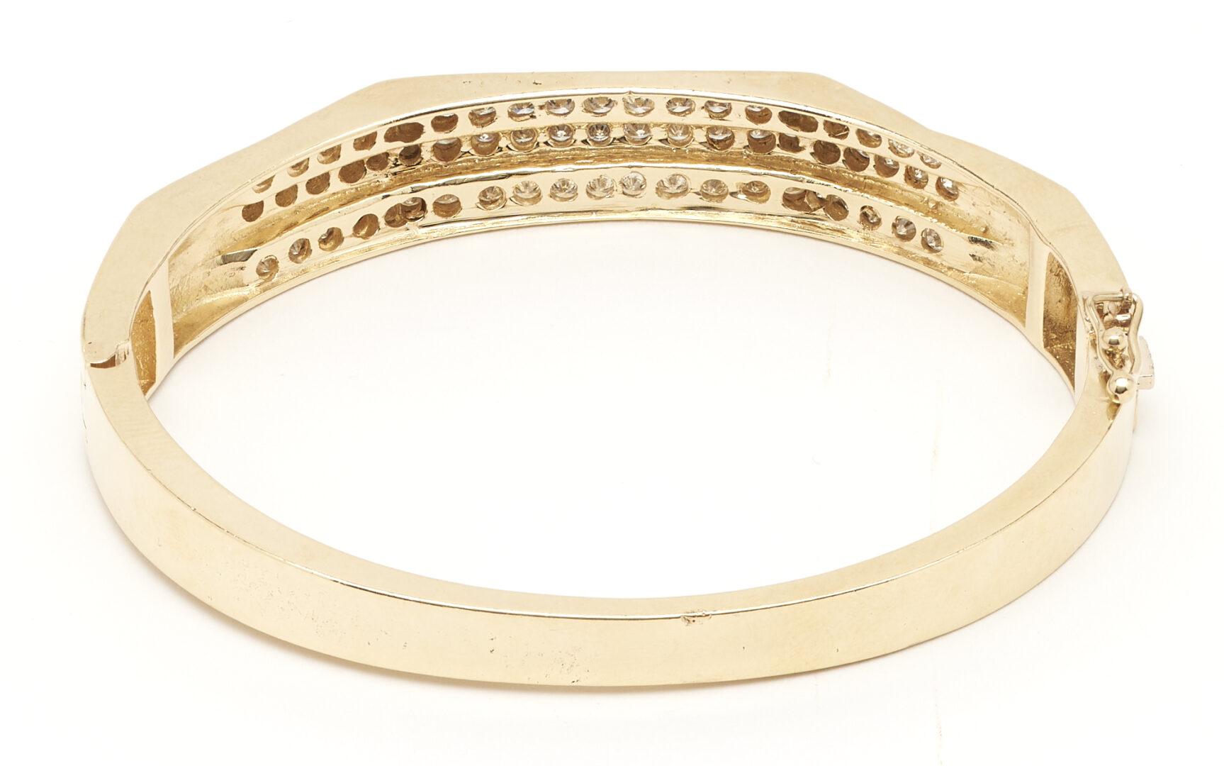 Lot 307: 14K Gold & Diamond Bangle Bracelet
