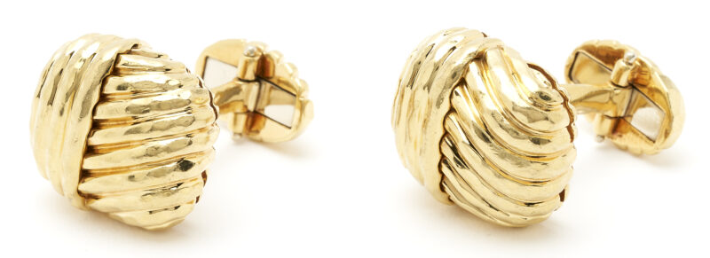 Lot 320: Pair of 18K Yellow Gold Cufflinks by Henry Dunay