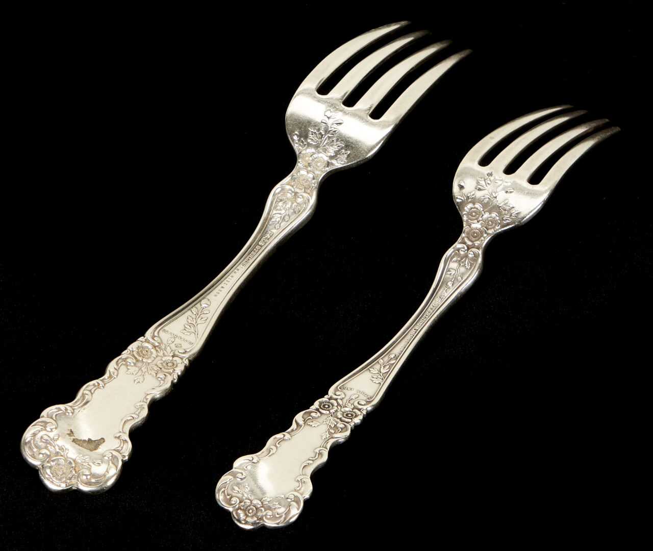 Lot 341: 52 Pieces of Gorham Buttercup Sterling Silver Flatware