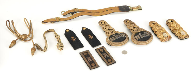 Lot 582: 19th C US Military Epaulettes, Belt, Cords and Case, Winslow family