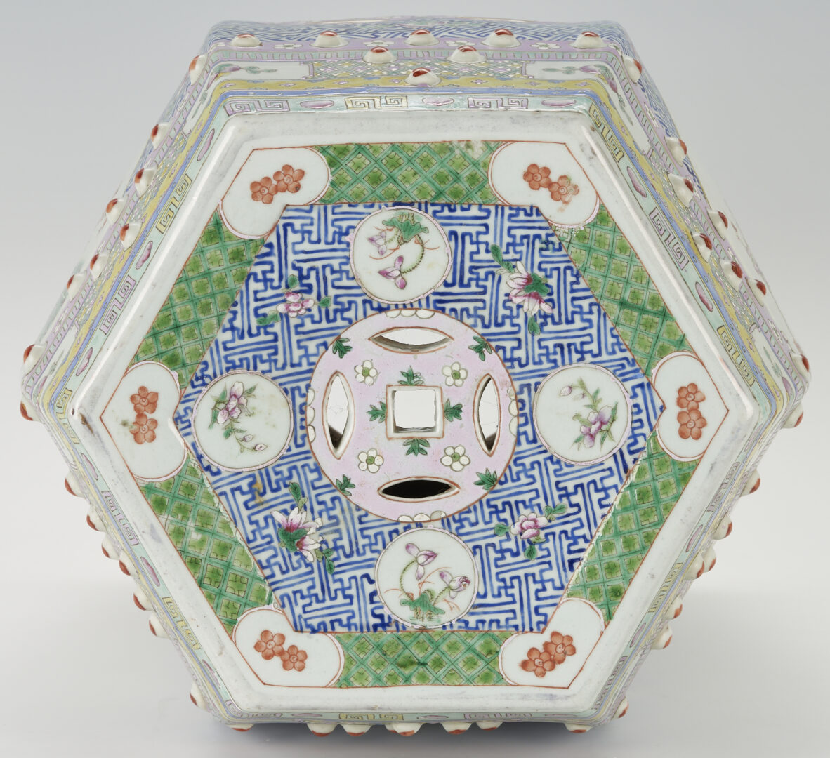 Lot 5: Chinese Famille Rose Porcelain Garden Seat