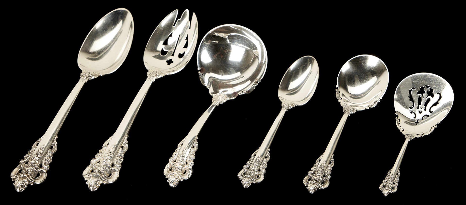 Lot 62: 95 Pieces of Wallace Grand Baroque Sterling Silver Flatware