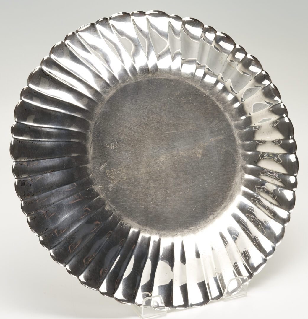 Lot 684: Reed & Barton Fluted Round Sterling Tray