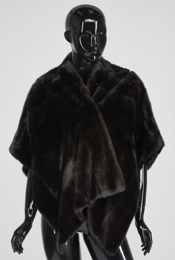 Lot 755: S Max Mara Mink Stole or Jacket – End of Day 1