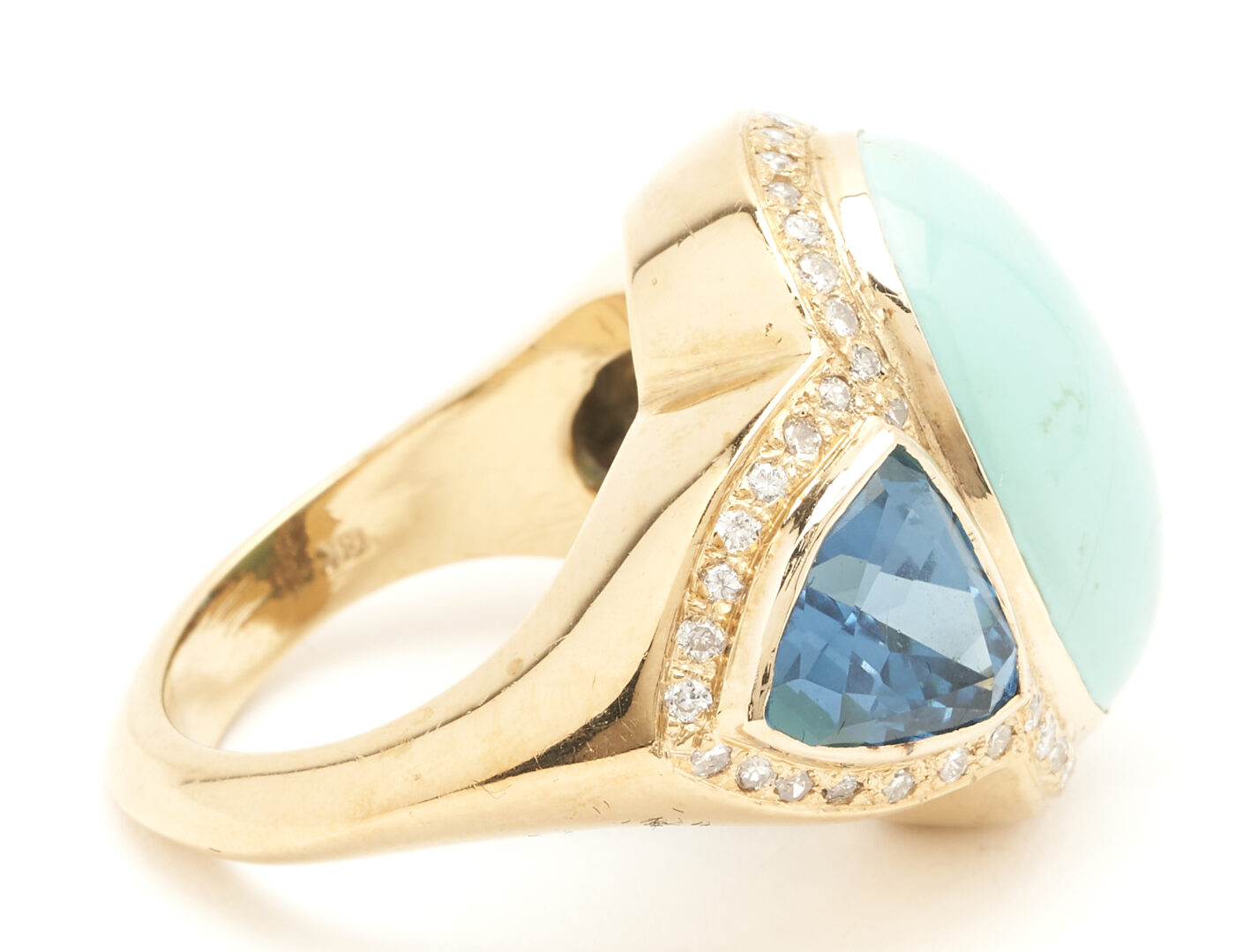 Lot 767: 18K Diamond & Gemstone Ring