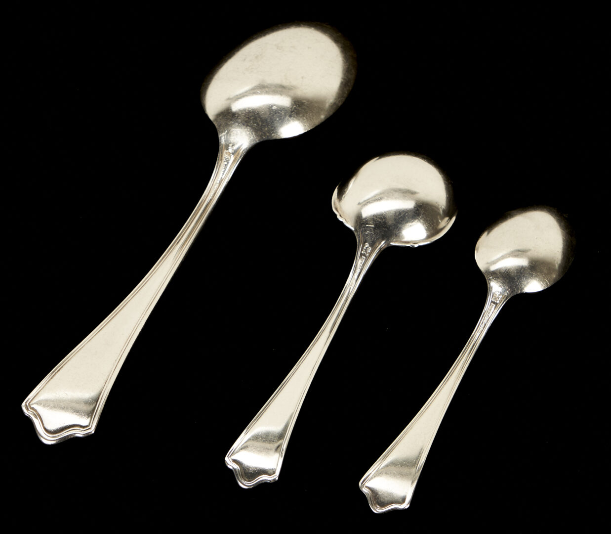 Lot 793: 32 pcs. Whiting Portland Sterling Silver Flatware, Service for 6