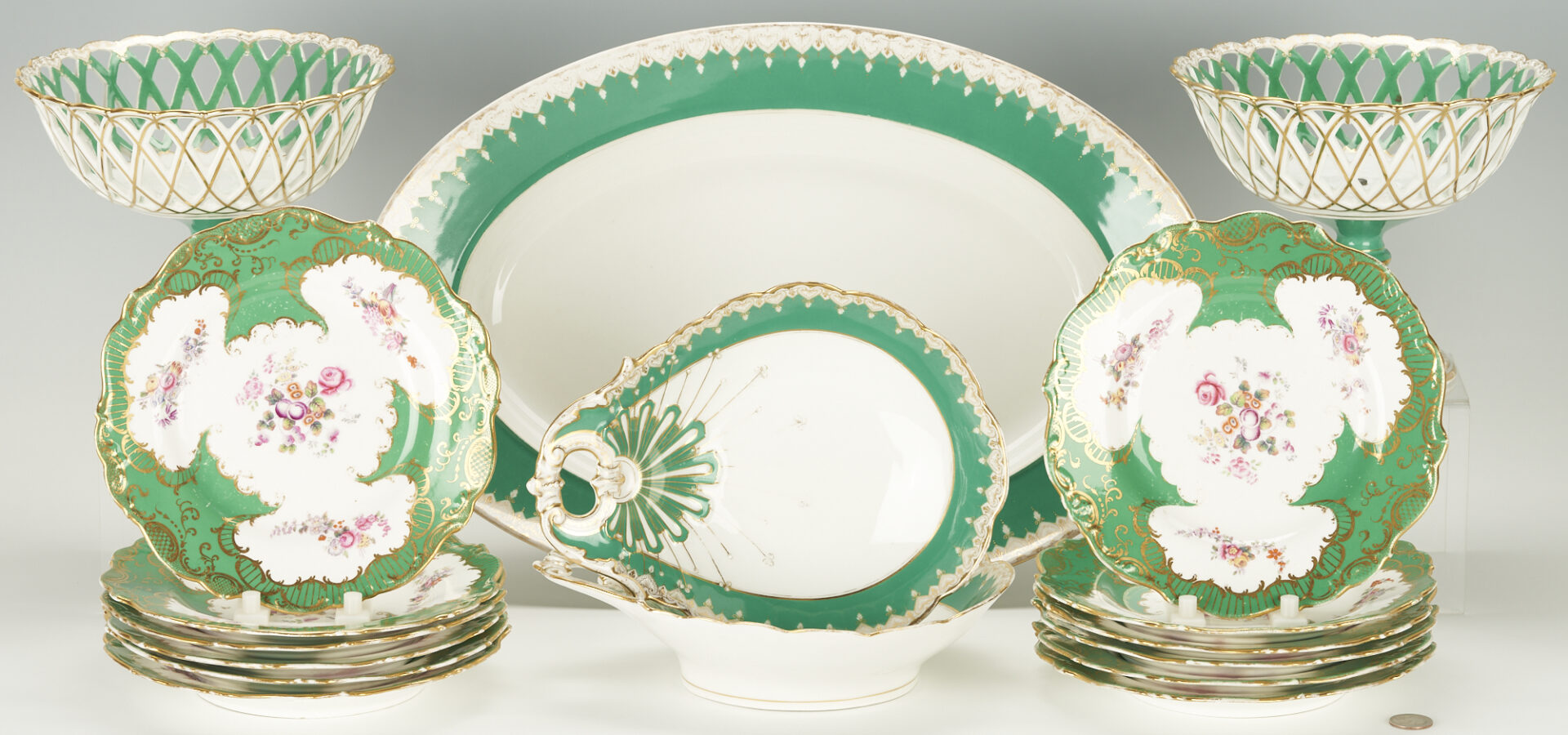 Lot 846: 16 European Porcelain Items w/ Green Borders