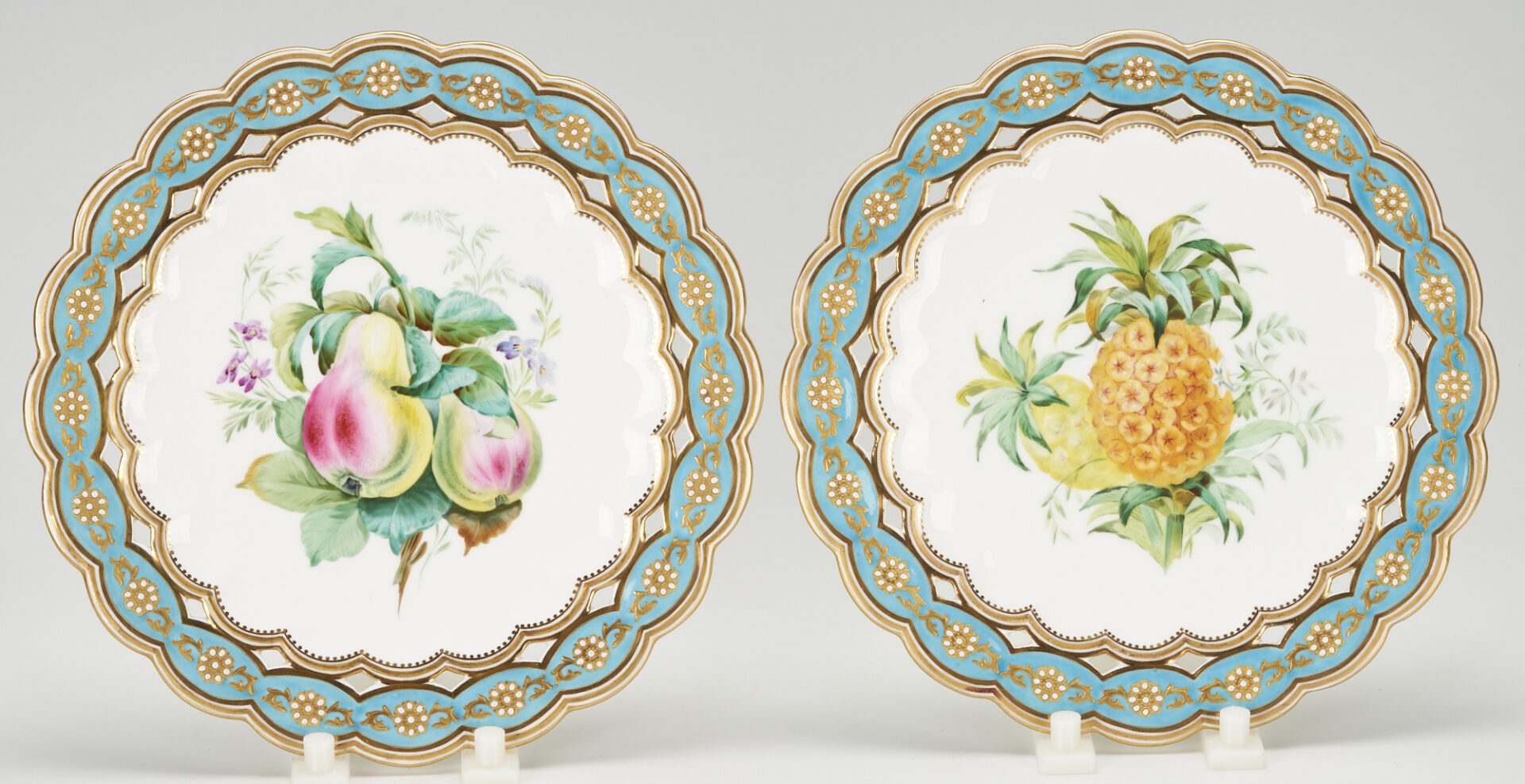 Lot 850: 12 pcs. English Rococo Style Dessert Set with Fruit & Flower Decoration