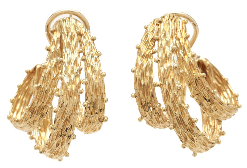 Lot 909: 18K Triple Hoop Designer Earrings