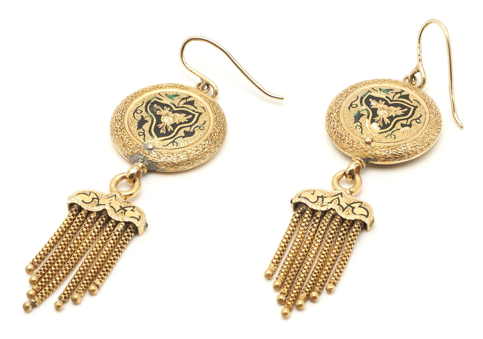 Lot 916: 3 Pairs Ladies Yellow Gold Earrings