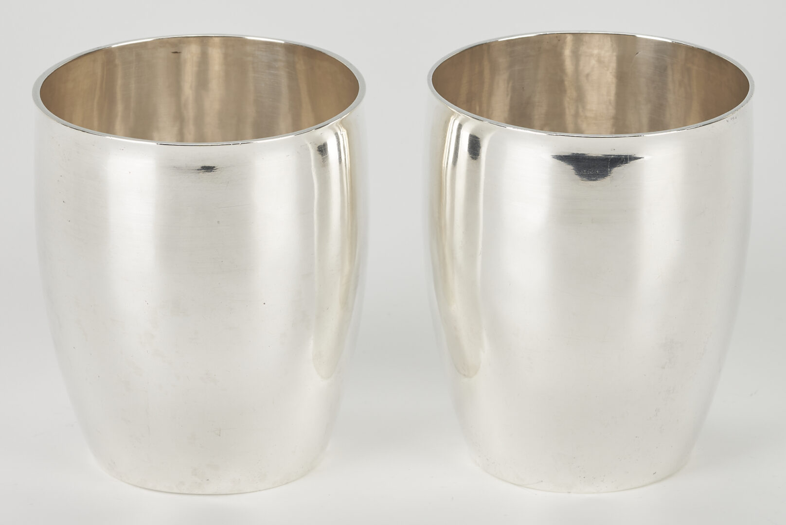 Lot 91: Pair Coin Silver Cups, H.E. Baldwin of Louisiana