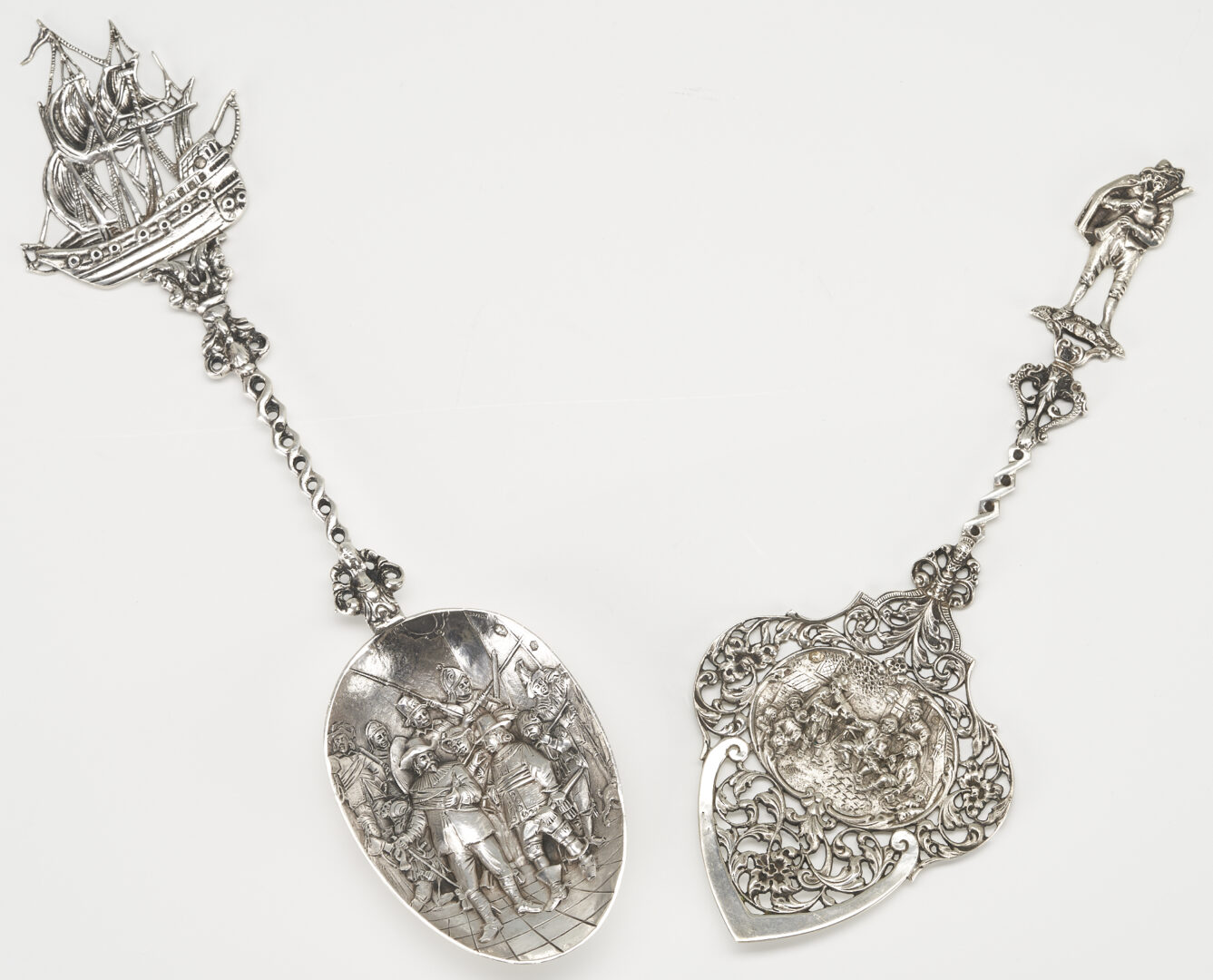 Lot 920: 4 Continental Repousse Silver Items .800+, incl. Hollowware & 2 Serving Spoons