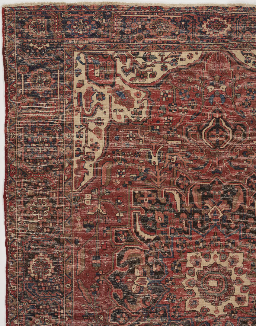 Lot 988: Large Persian Heriz Rug or Carpet