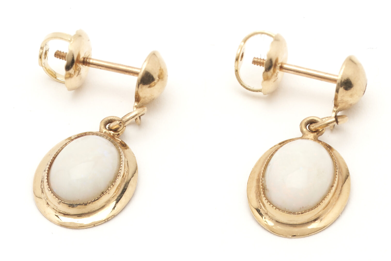 Lot 172: 3 Pairs Ladies' Dangle Earrings
