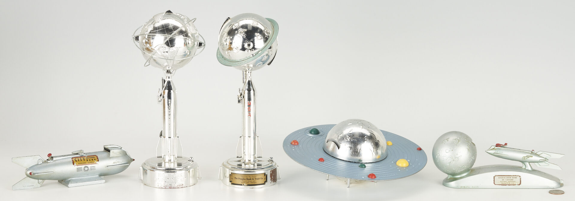 Lot 186: 5 Vintage Space Age Themed Banks