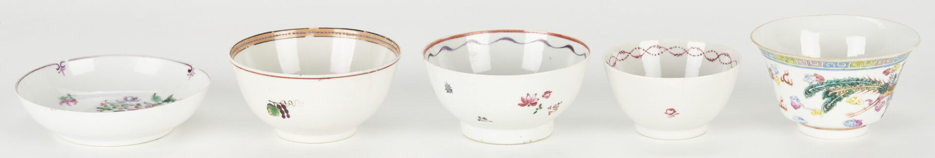 Lot 198: 15 Pcs. Chinese Export Porcelain incl. Batavia Ware