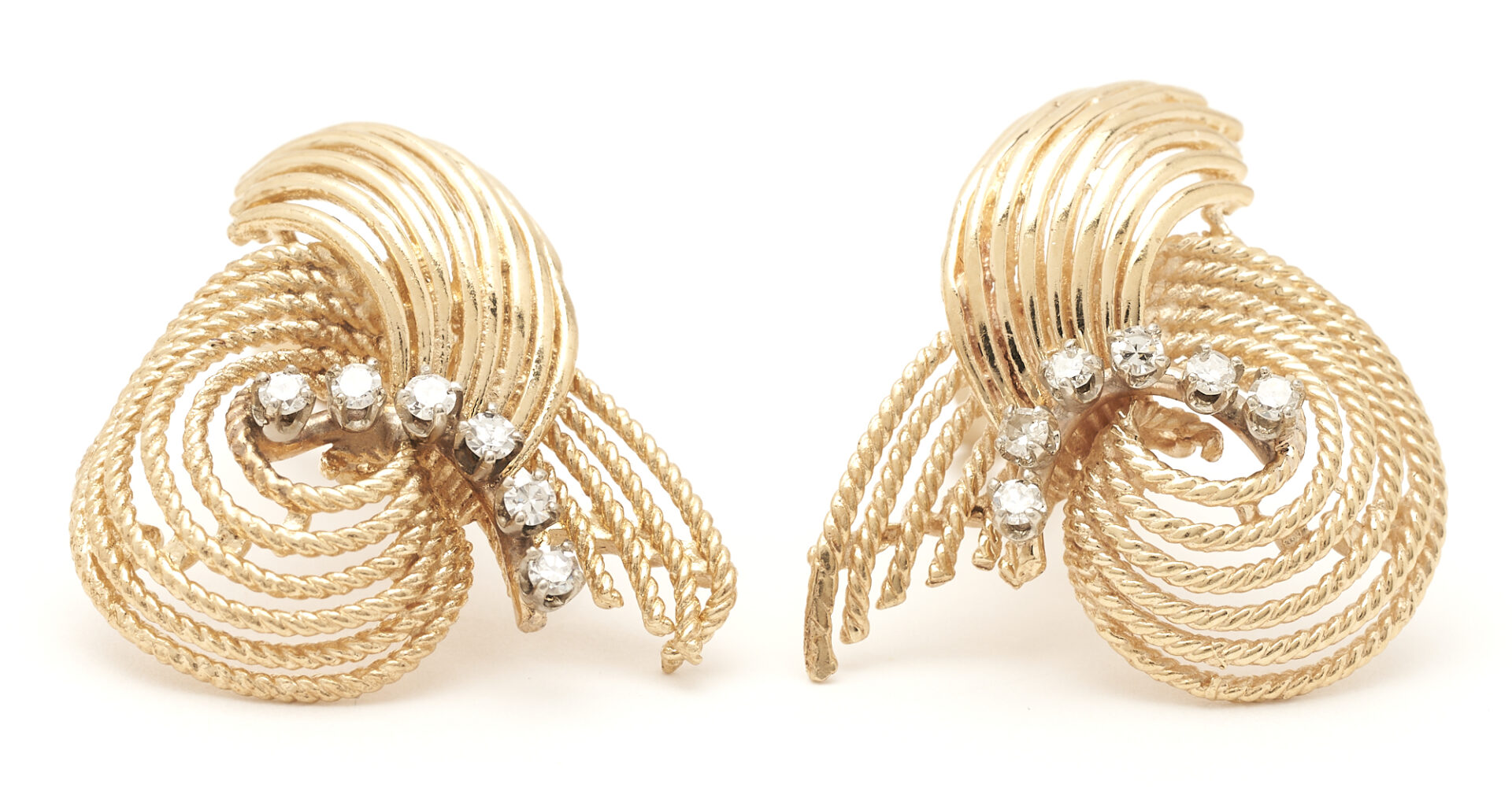 Lot 426: 2 Pairs Ladies' 14K Gold Earrings