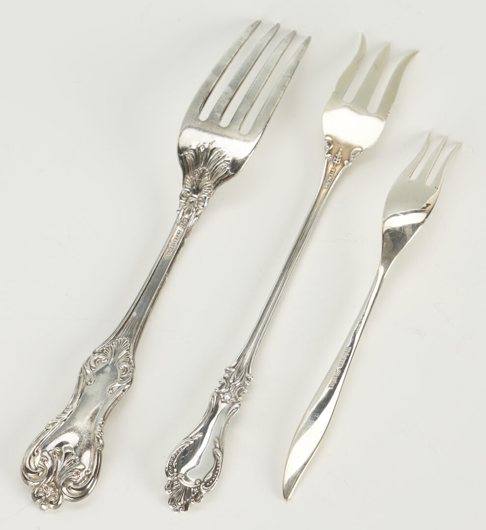Lot 445: 36 Assembled Silver Tableware Items