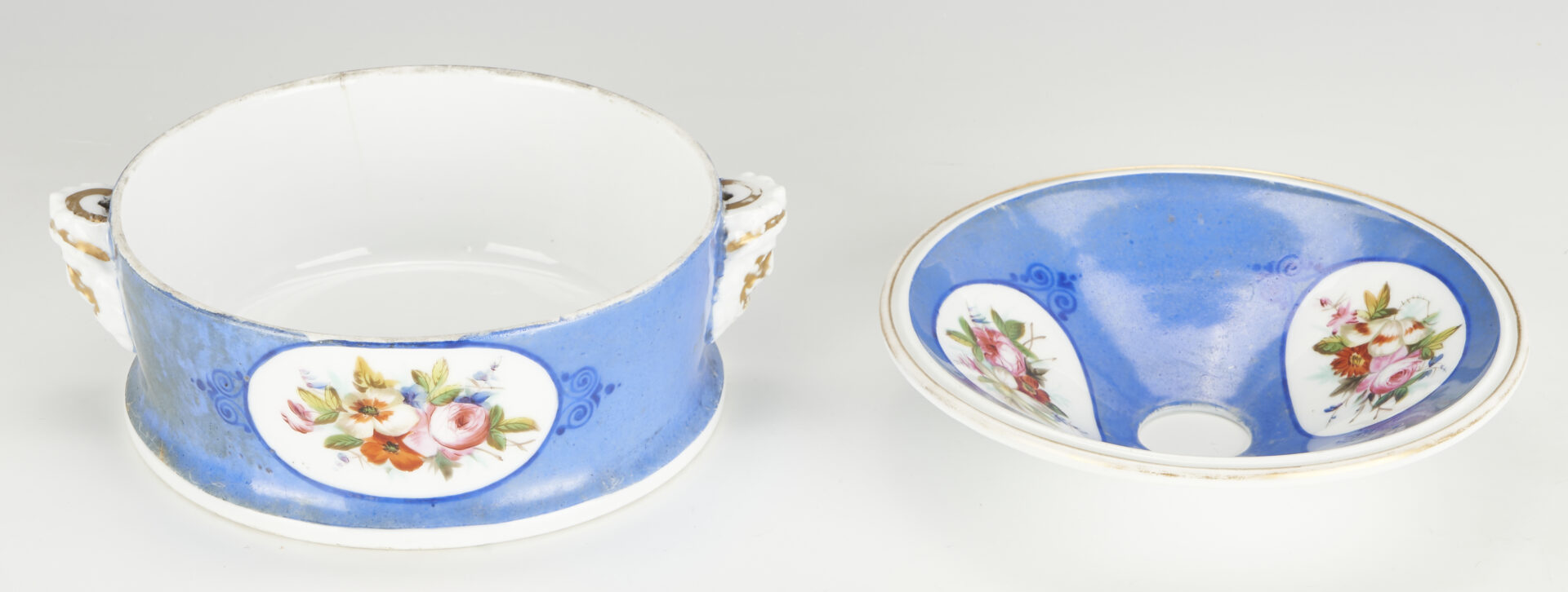 Lot 57: 10 French Old Paris Porcelain Pieces Items