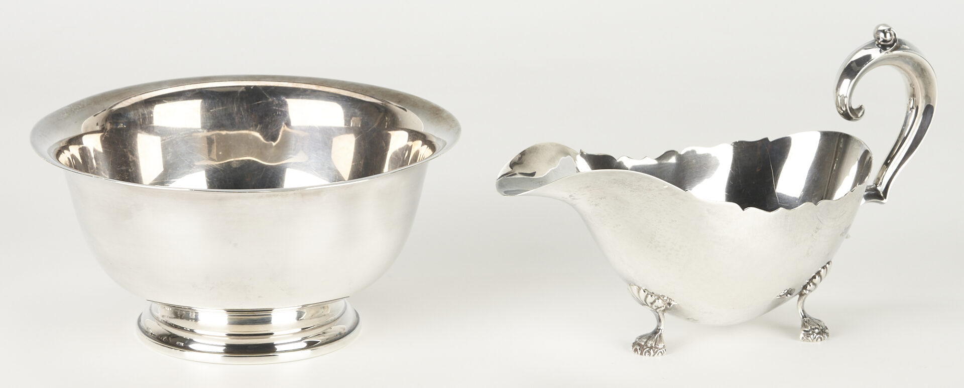 Lot 733: 6 Sterling Silver Hollowware Serving Items
