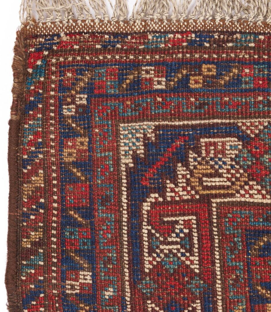 Lot 1008: Persian Shiraz Rug