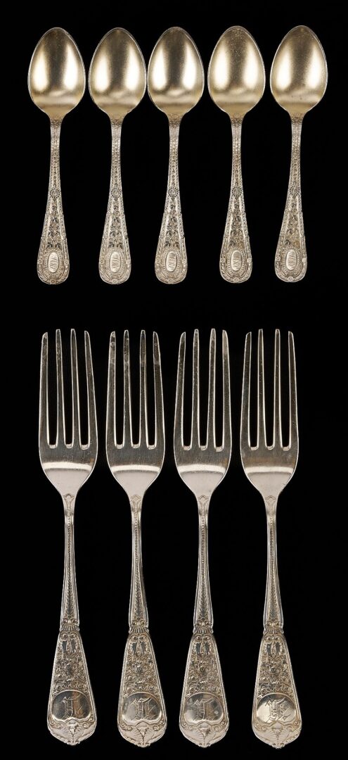 Lot 1061: 20 pieces Antique Sterling Flatware: Knowles and Whiting