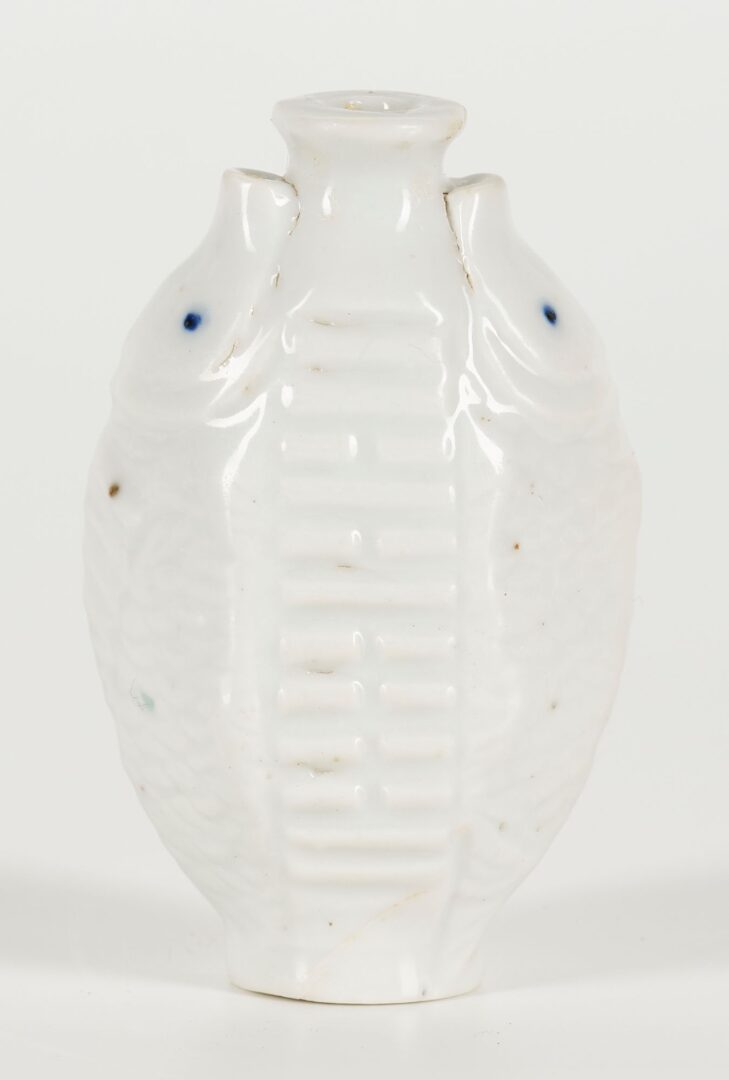 Lot 20: 3 Chinese Ceramic Snuff Bottles incl. Figural
