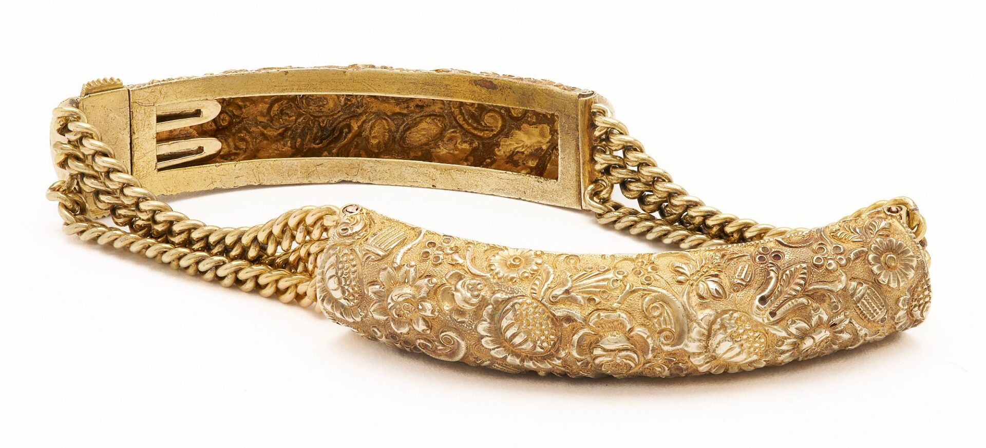 Lot 319: 21K Gold Repousse & Chain Bracelet