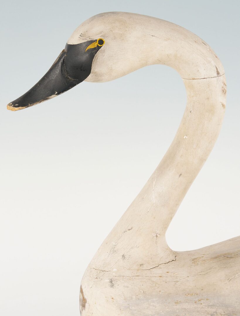 Lot 509: Large Swan Decoy, Unsigned