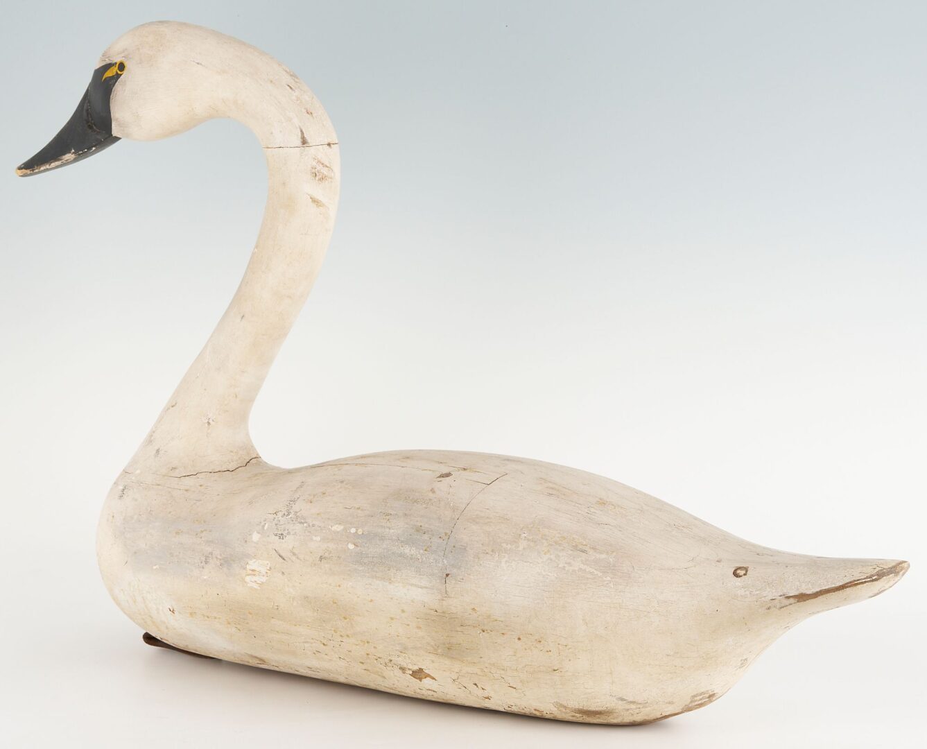 Lot 509: Large Swan Decoy, Unsigned