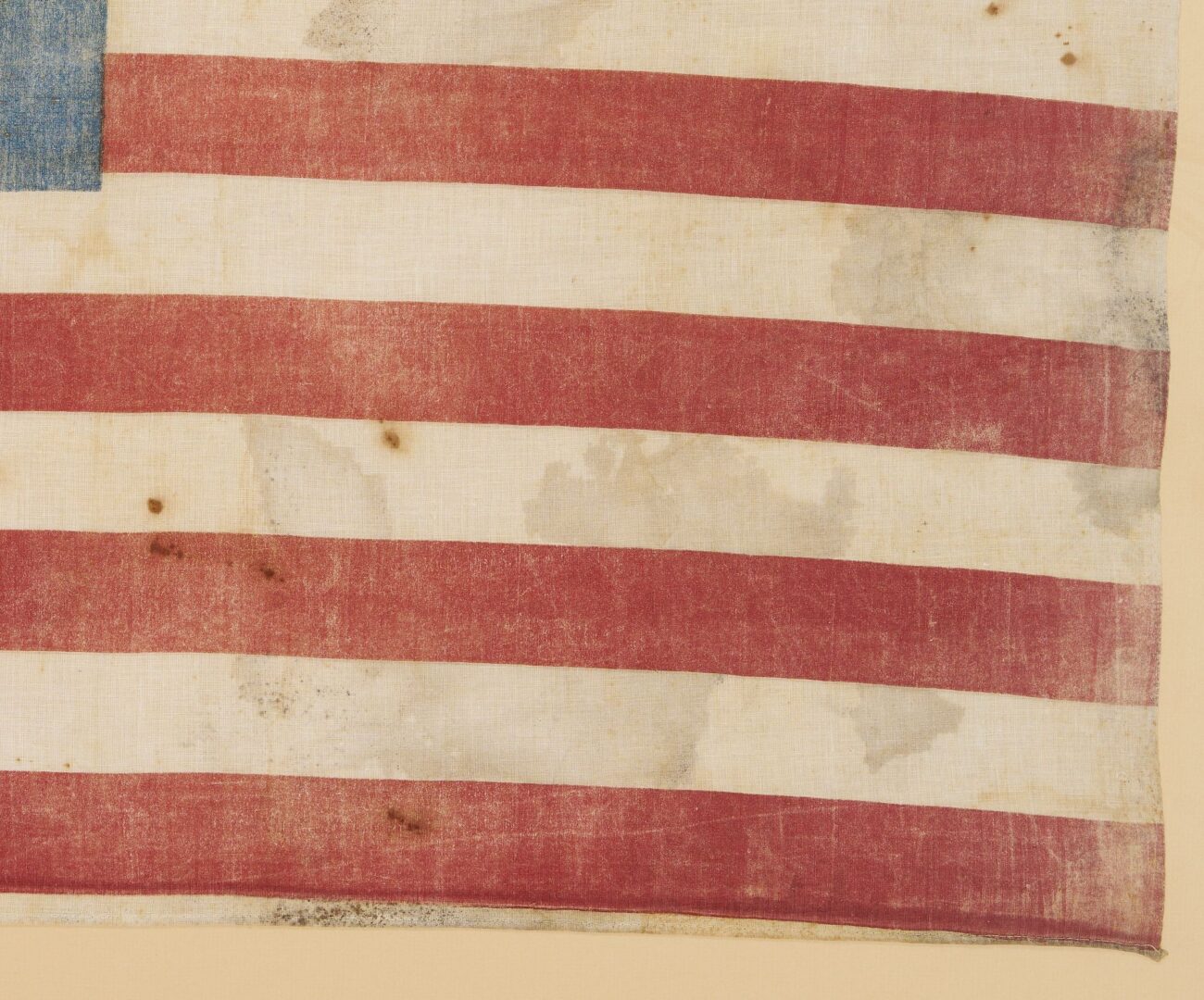 Lot 569: United States 44 Star Printed Parade Flag