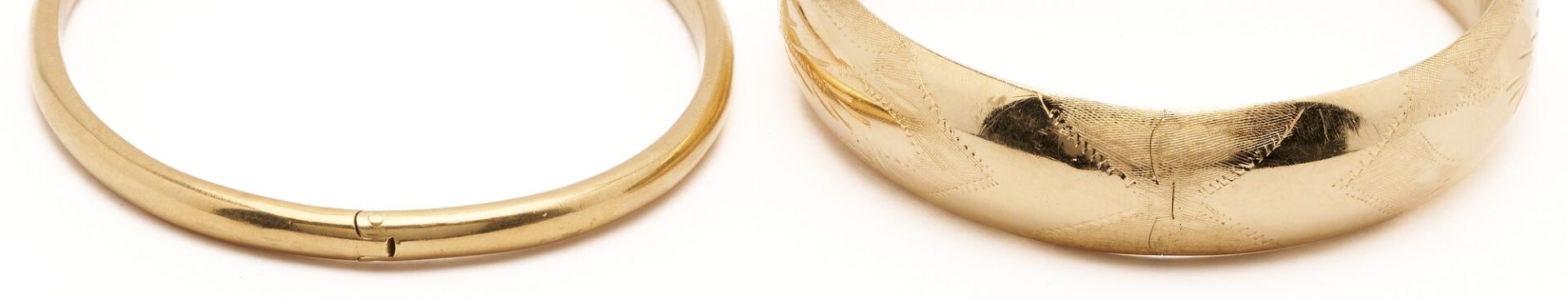 Lot 628: Two (2) 14K Gold Bangle Bracelets